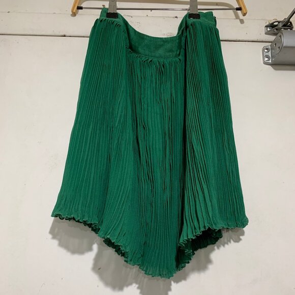 CLUB MONACO SHEER CRINKLED SKIRTS SIZE 4 - Picture 7 of 8